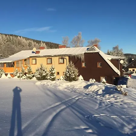 Apartman Vyhlidka ビェラー・ポト・プラジェデム